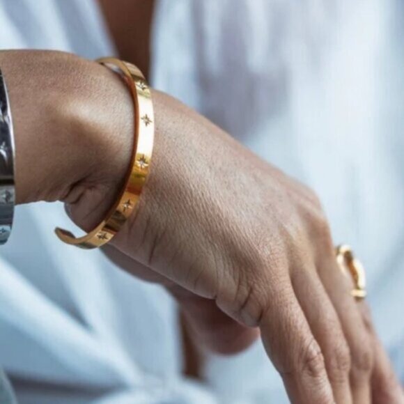 Chunky Bangle Bracelet Sparkle Cuff Bracelet Waterproof Gold w/ Cubic Zirconia - Picture 7 of 12